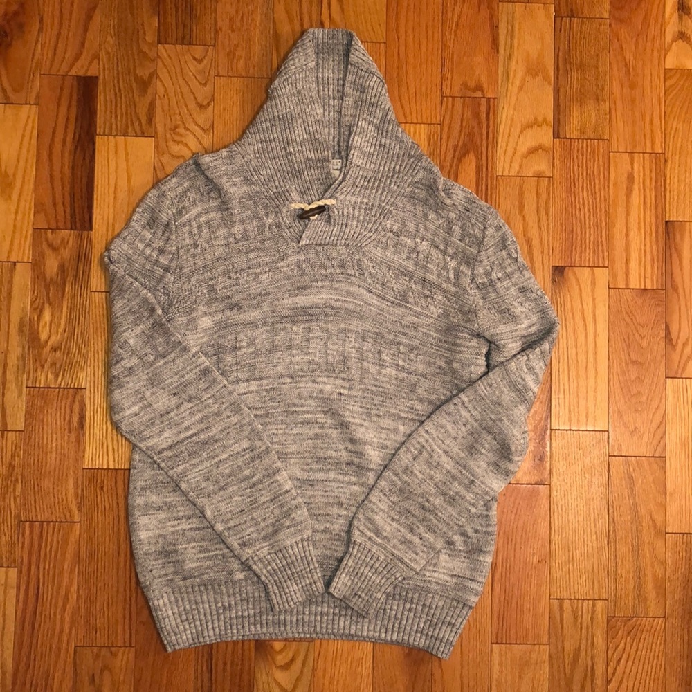COPY - H&M Hooded Sweater